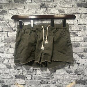 EUC No Boundaries Olive Green Shorts w/ Draw Cord Size L (12-14)